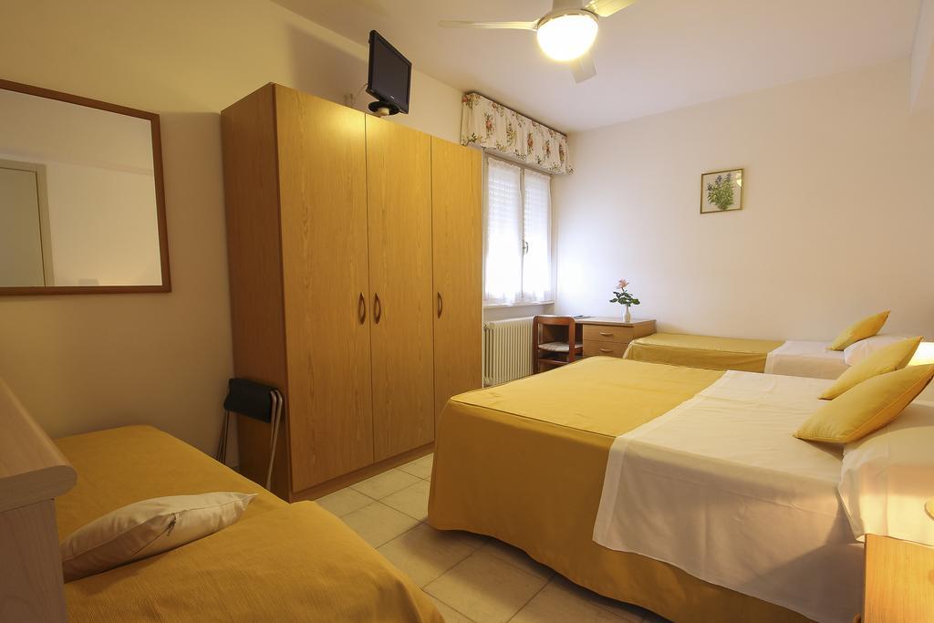 Hotel Miramare Форте-деи-Марми Номер фото